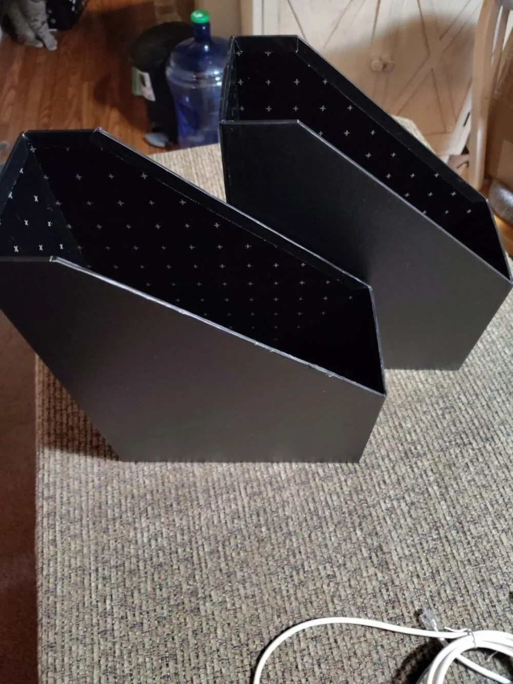 Plastic Desk Organizer Magazine Rack and File Holder, Black, 2-Pack